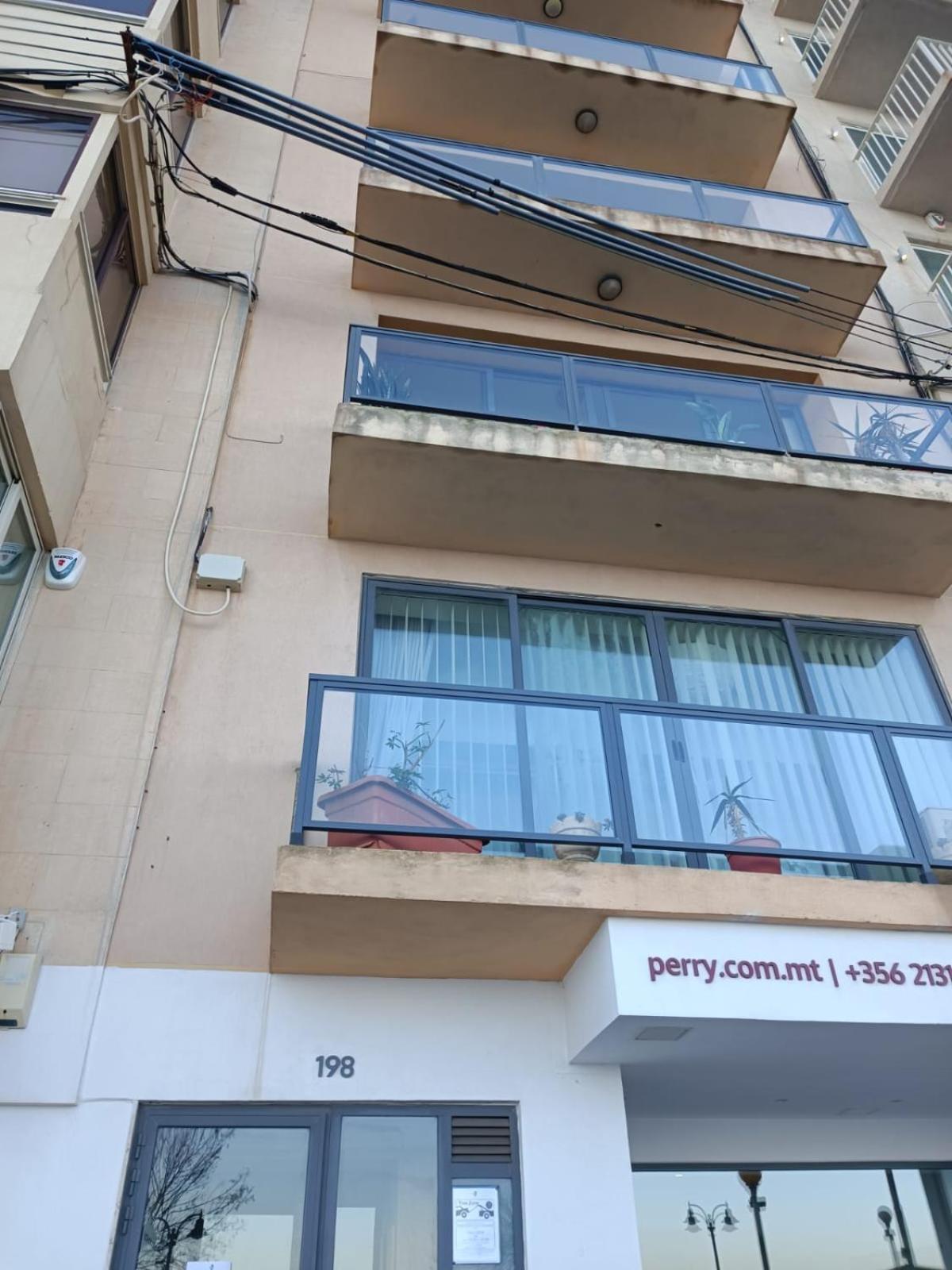 Modern, Large 3Bedroom, Spectacular Views Goslm-9 Sliema Esterno foto