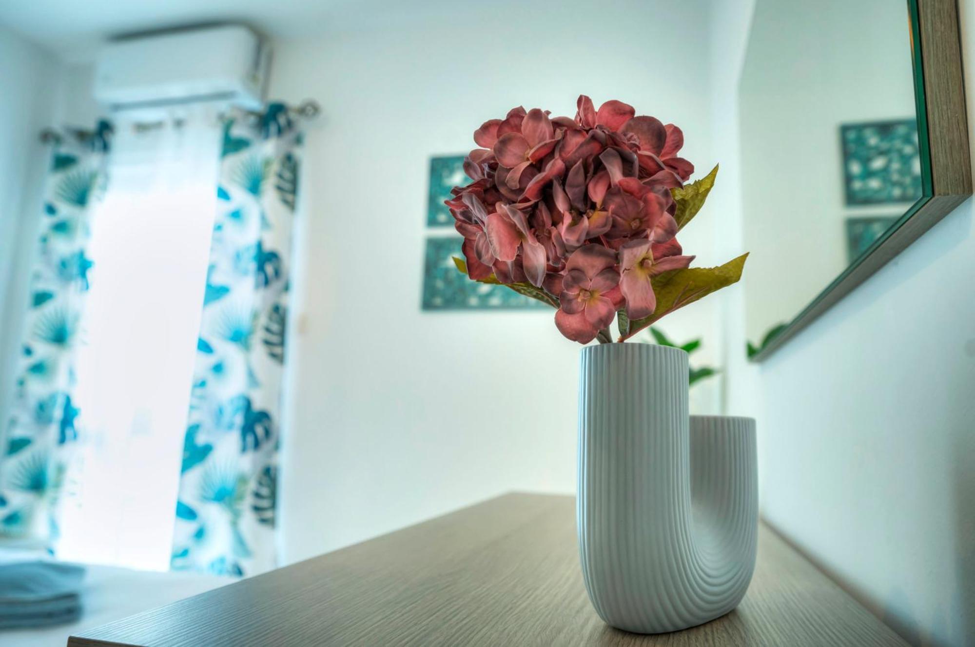 Modern, Large 3Bedroom, Spectacular Views Goslm-9 Sliema Esterno foto