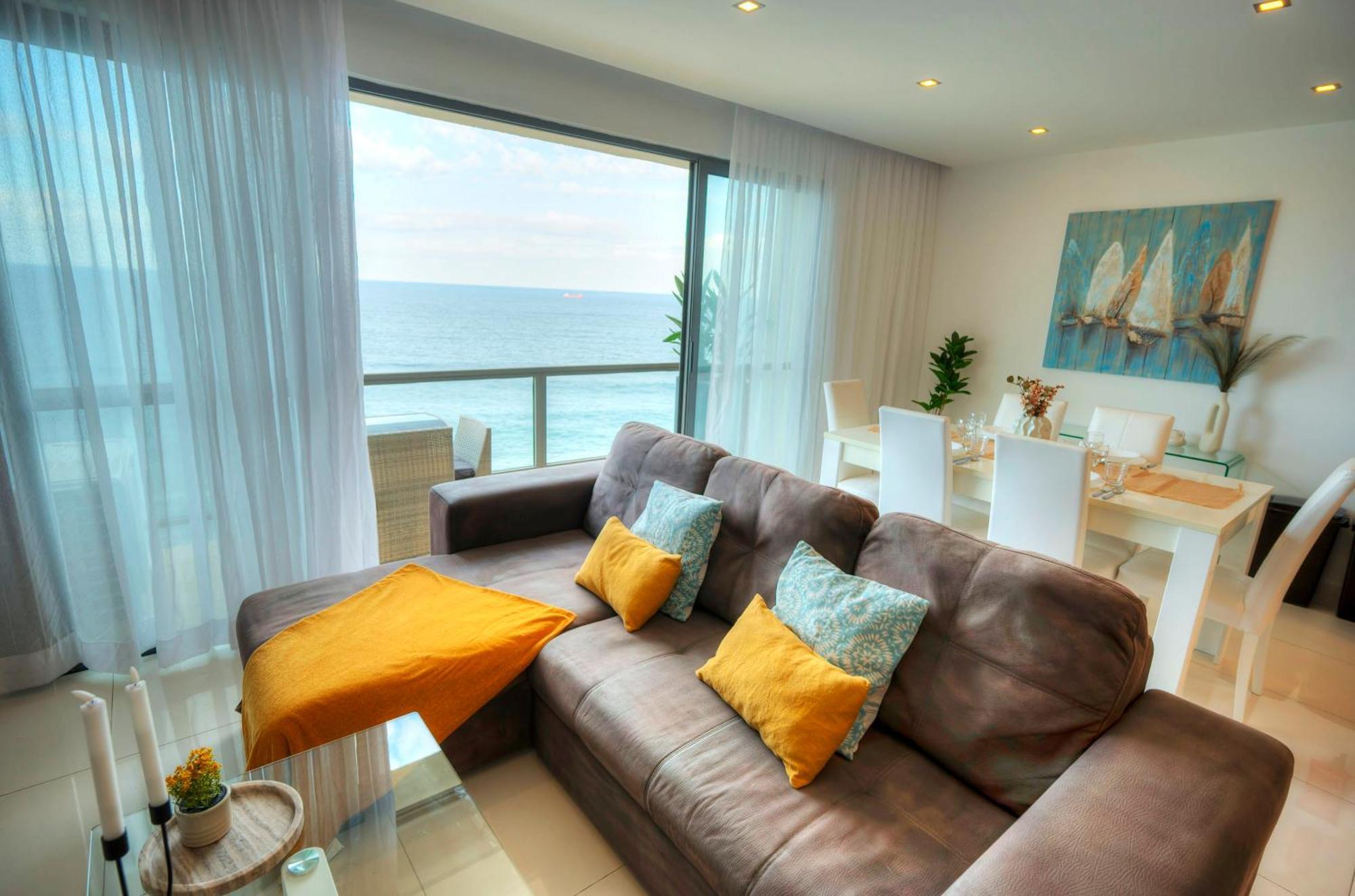 Modern, Large 3Bedroom, Spectacular Views Goslm-9 Sliema Esterno foto